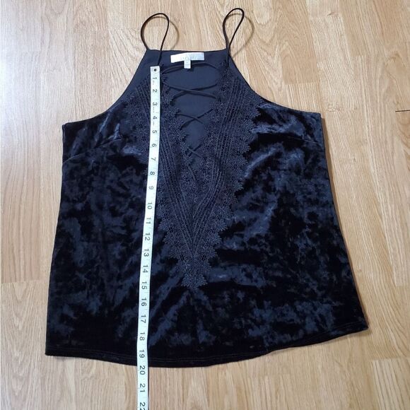 Wayf Poise Velvet Strappy Camisole -  size Medium in Black. - Picture 11 of 14